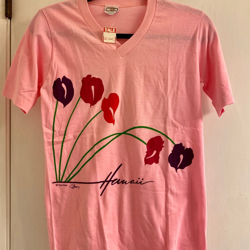 Hawaiian “Crazy Shirt” size small